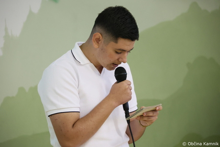 Devetošolci Osnovne šole 27. julij Kamnik naše zgodbe se ne končajo – postanejo le spomini (24)